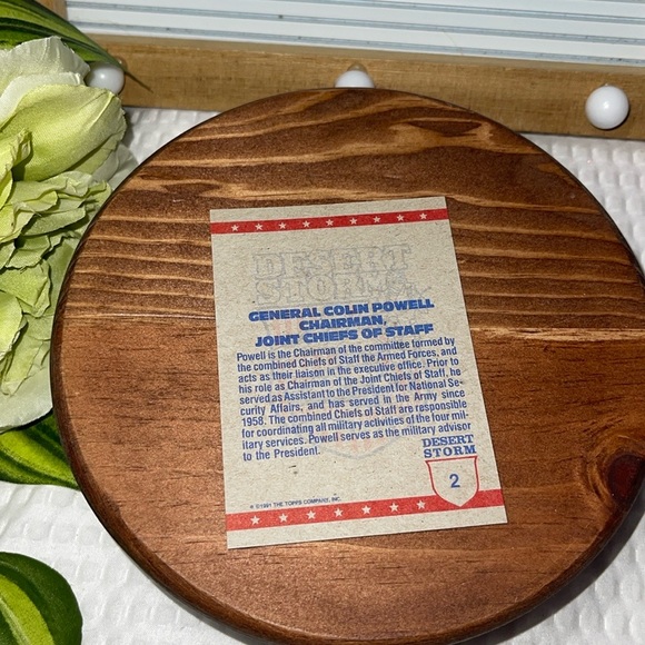 Topps 1991 Desert Storm Series 1 Trading Cards #2 - General Colin Powell - - Picture 2 of 2